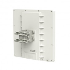 MikroTik QRT 5, RouterBOARD RB911G-5HPnD-QRT, 1 Ethernet, Gigabit, high power, dual-chain
